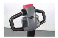 电动堆高车
